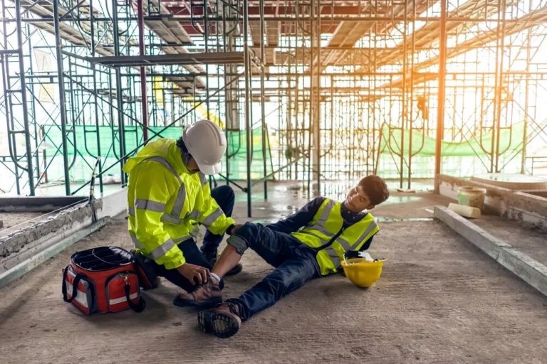 Understanding Your Rights: Suing an Employer After a Bronx Construction Site Injury