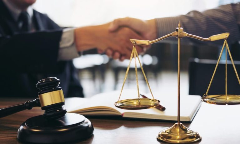 Navigating Car Accident Injury Cases with Legal Support in Queens